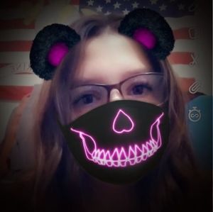 Meet your Posher, Savannah